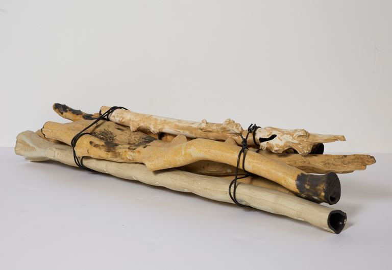 Yasmin Smith, Bundle of Ntaria branches 1, 2015