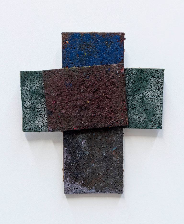 Oscar Perry, Cross (Wet), 2022