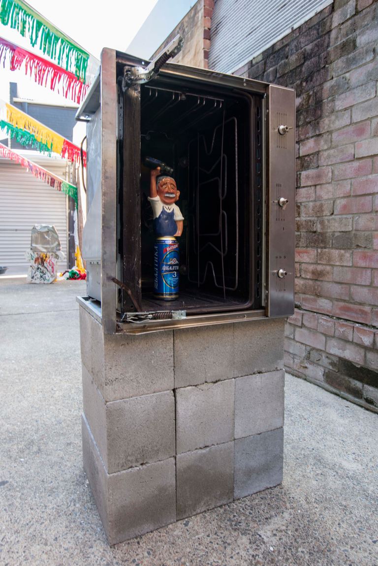 Oscar Perry, That man can not understand/ Experts have drawn maps for those who do not know the program , 2018