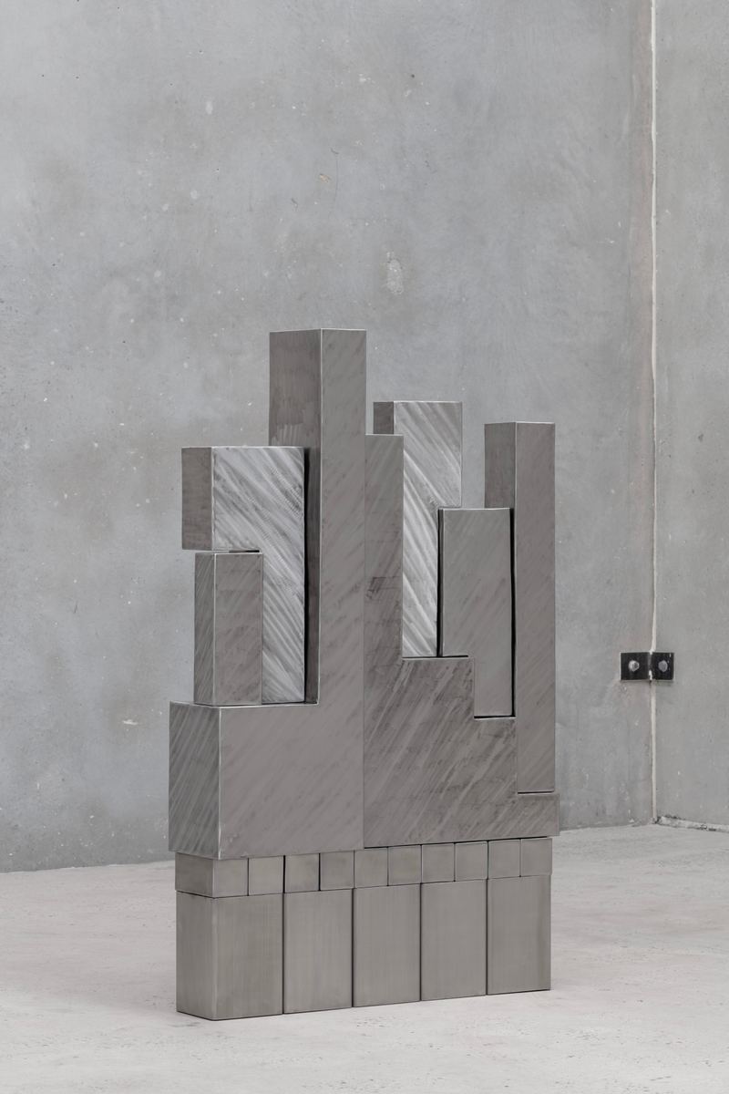 Augusta Vinall Richardson, Box Sculpture (backbone), 2025