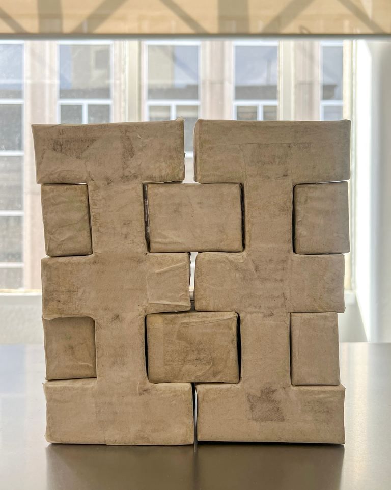 Augusta Vinall Richardson, Untitled (criss-cross, criss-cross), 2023