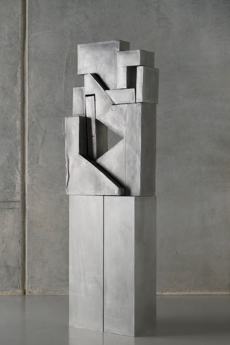 Box Sculpture (brick to brick, end to end)