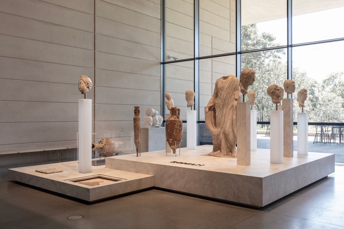 installation view: Roman Spectres, at Chau Chak Wing Museum, University of Sydney, 2024