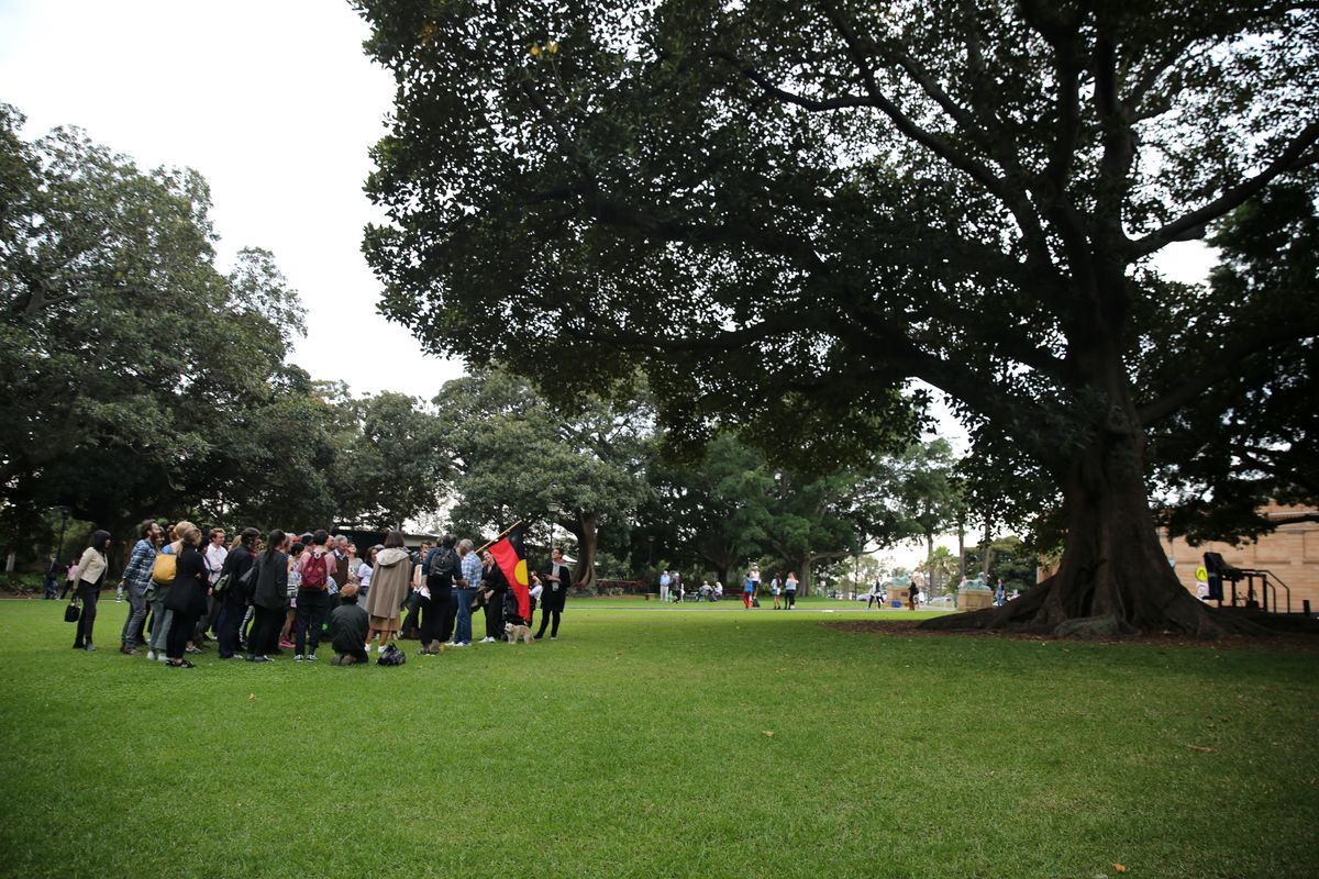 Agatha Gothe-Snape: Here, an Echo