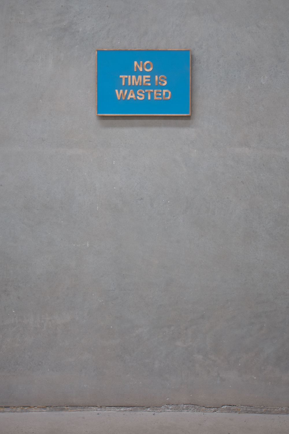 Agatha Gothe-Snape: UNDER THE SIGN OF WARNING