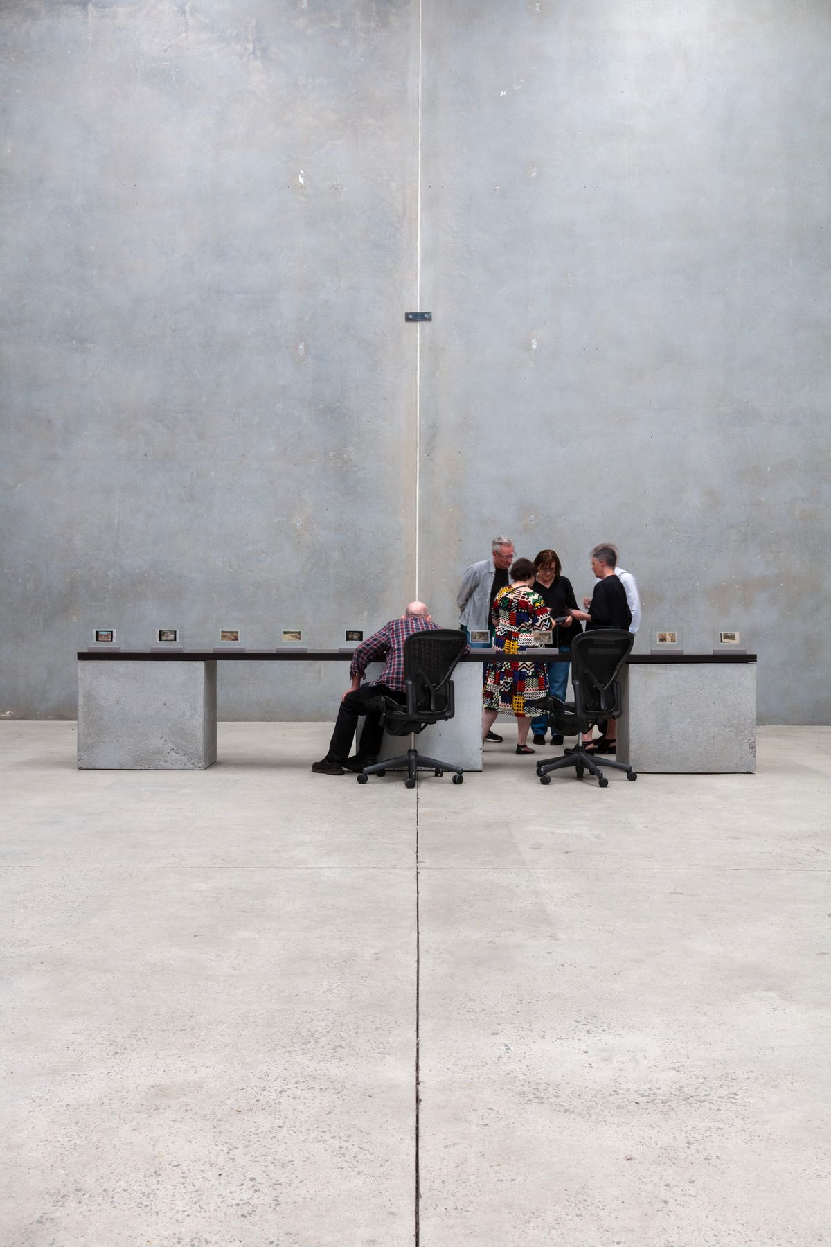 Narelle Jubelin: Contexto. For RDJ, RG & TH