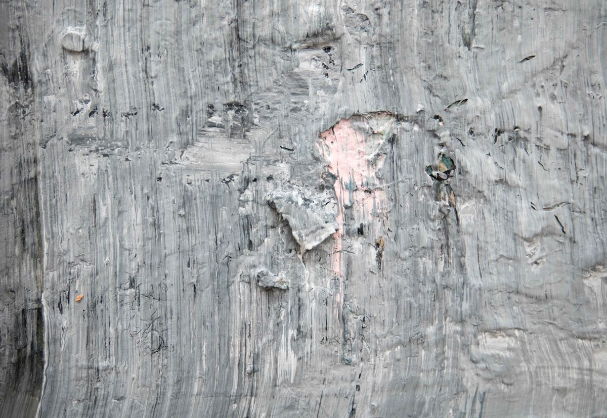 An impresario and a small turtle gamble in the moonlight/does sitting count as waiting?