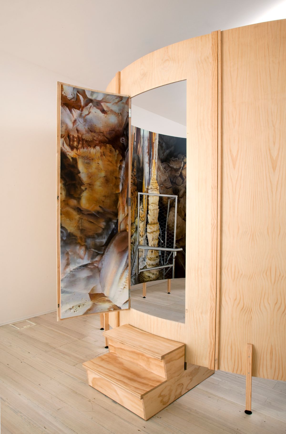 Anna Kristensen: Indian Chamber