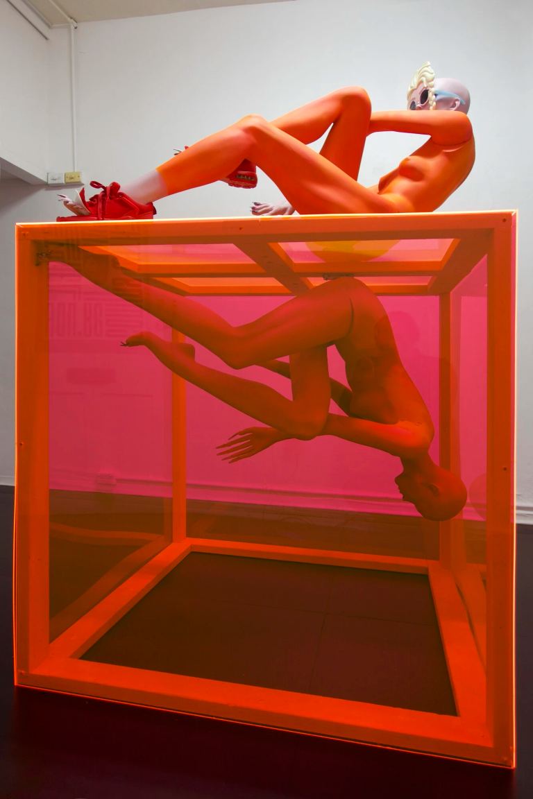Justene Williams,&nbsp;<em>If I’m going to hell you’re coming with me</em>, 2023, mannequin, sunglasses, sneakers, perspex, dimensions variable, Knulp. Photo: courtesy of Knulp and Alex Gawronski
