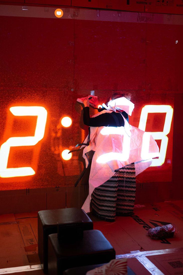 Justene Williams, MAKING DO RHYMES WITH POO, 2025. Installation view Contemporary Art Tasmania. Photo: Huemen Media.